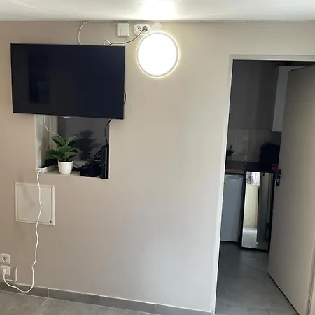Residence Chene- 15 Mn De Paris Et 05 Mn D'Orly Aeroport Viry-Chatillon Exterior photo