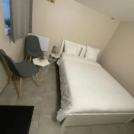 Residence Chene- 15 Mn De Paris Et 05 Mn D'Orly Aeroport Viry-Chatillon Exterior photo