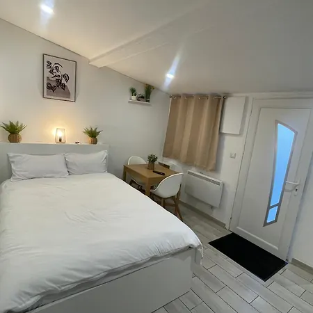 Residence Chene- 15 Mn De Paris Et 05 Mn D'Orly Aeroport Viry-Chatillon Exterior photo